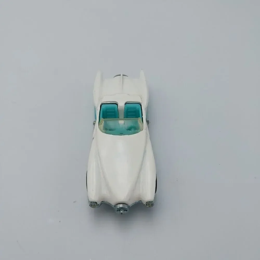 Vintage 1990 Hot Wheels Street Beast Studebaker Convertible White Walls Malaysia